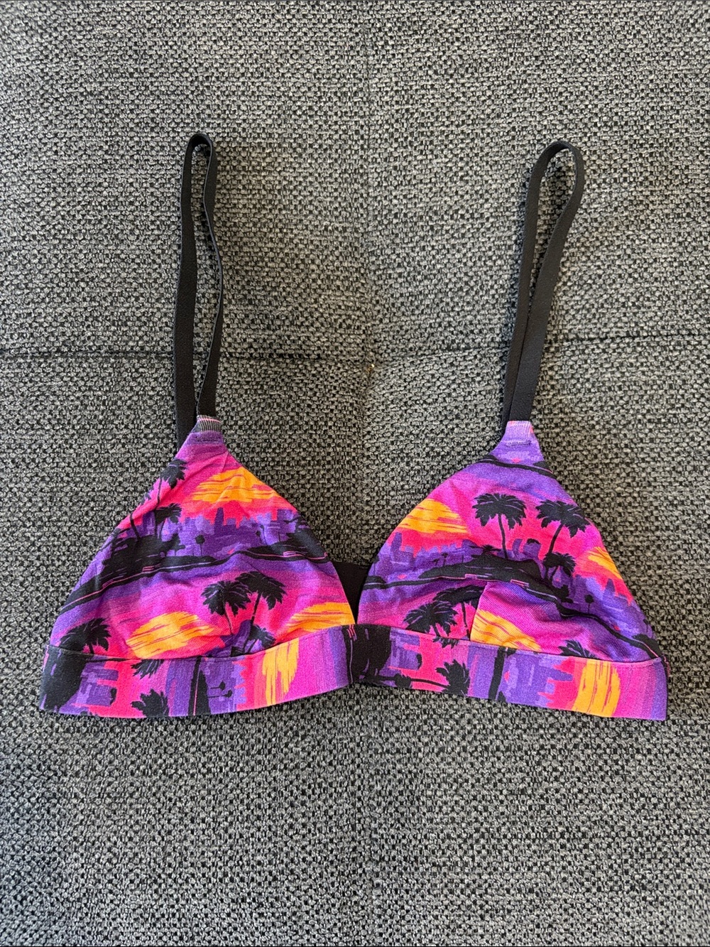 MeUndies UltraModal FeelFree Triangle Bralette Purple/Pink Tropical Print SZ XS
